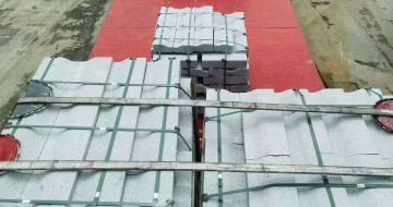 宿迁 芝麻白仿形加直形路沿石出货日常