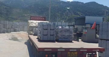 宿迁 芝麻白仿形路沿石，直形路沿石