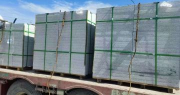 宿迁 芝麻白花岗岩地铺石装车日常