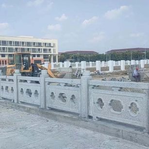 宿迁 白麻花岗岩荔枝面河道栏杆