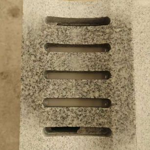 宿迁 芝麻白拉丝面花岗岩U型开槽排水槽