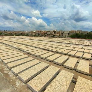 宿迁 黄金麻荔枝面花岗岩石材地铺石防护中