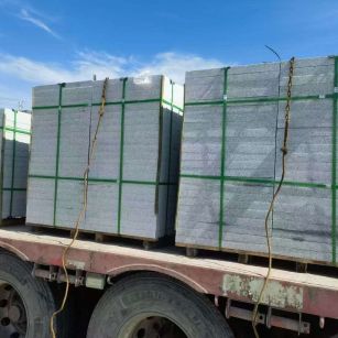 宿迁 芝麻白花岗岩地铺石装车日常