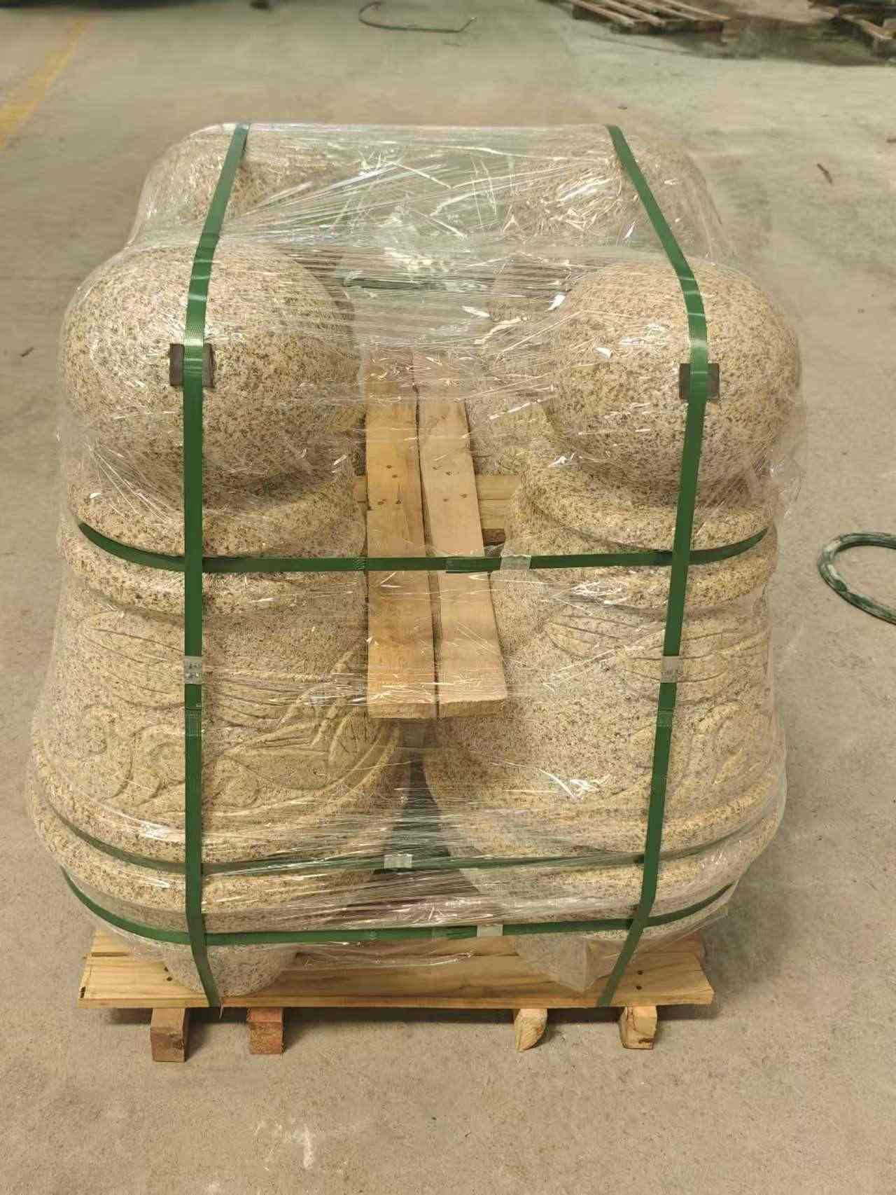 宿迁 黄金麻异形定制雕花——棒棒糖挡车柱