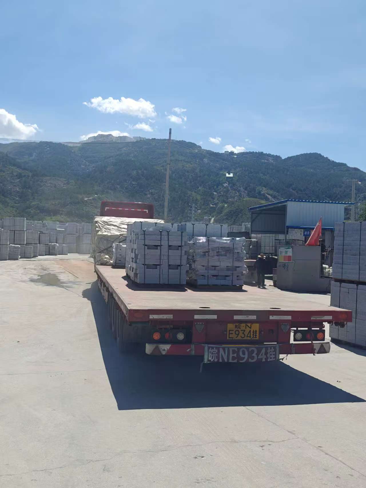 宿迁 芝麻白仿形路沿石，直形路沿石