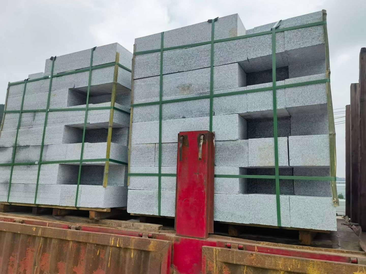 宿迁 芝麻白花岗岩路沿石，平石，路侧石，马路牙子，路缘石，立缘石，平缘石等