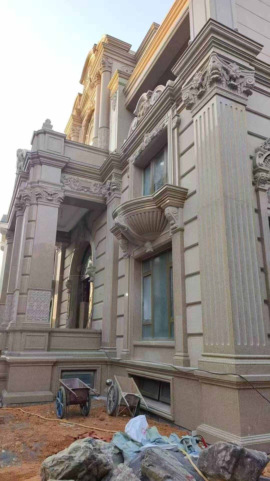 宿迁 黄金麻花岗岩光面别墅外墙干挂施工完成