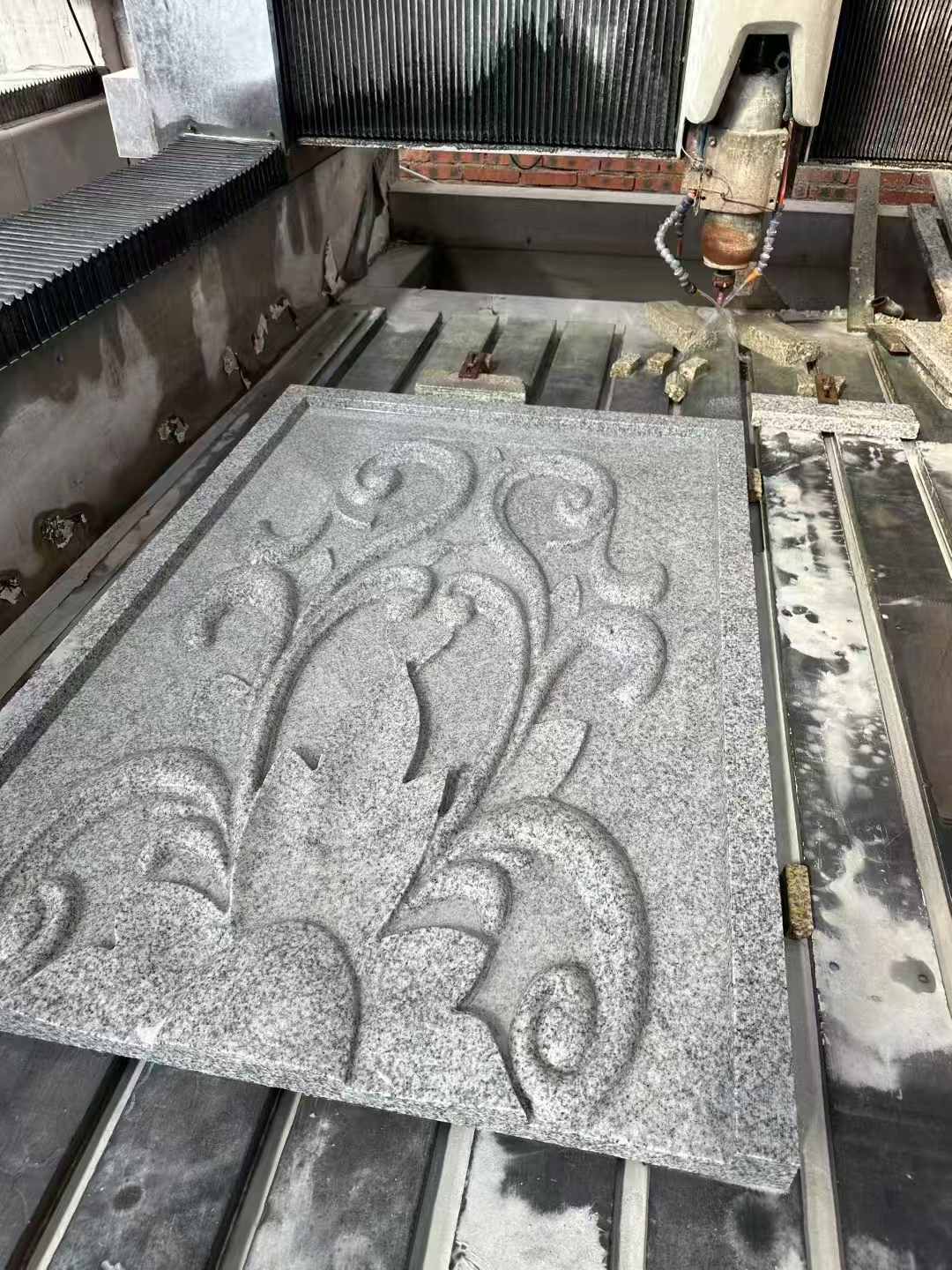 宿迁 白麻别墅干挂雕花板