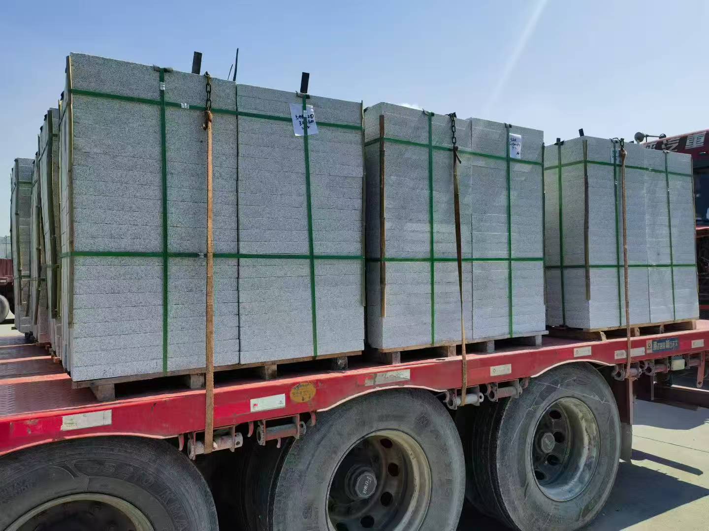 宿迁芝麻白花岗岩出货日常地铺石