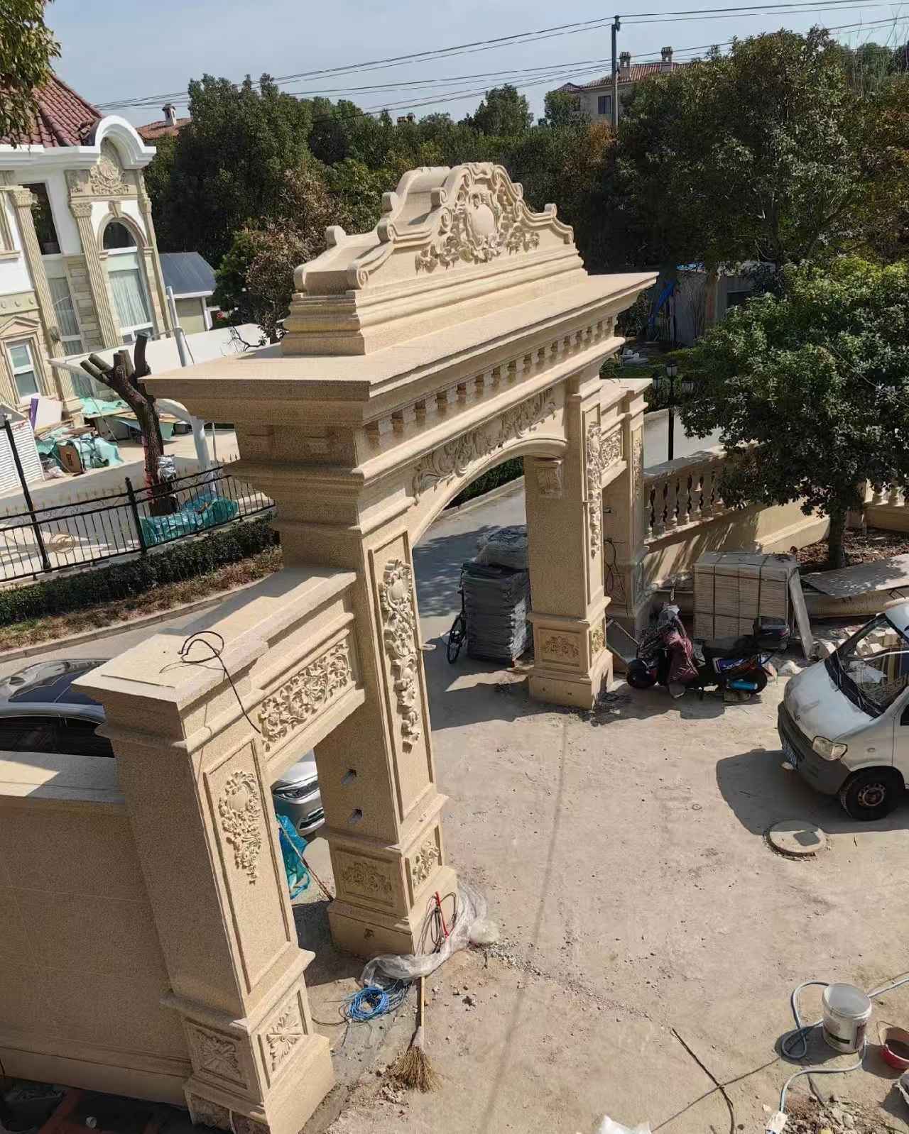 宿迁 黄金麻荔枝面花岗岩别墅门楼